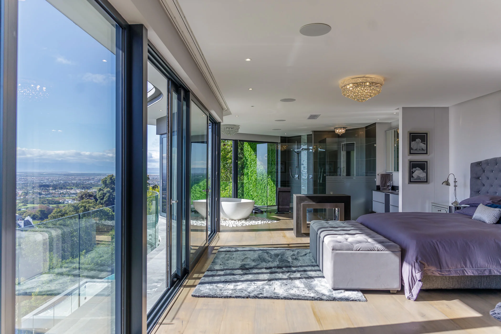 Villa gallery image