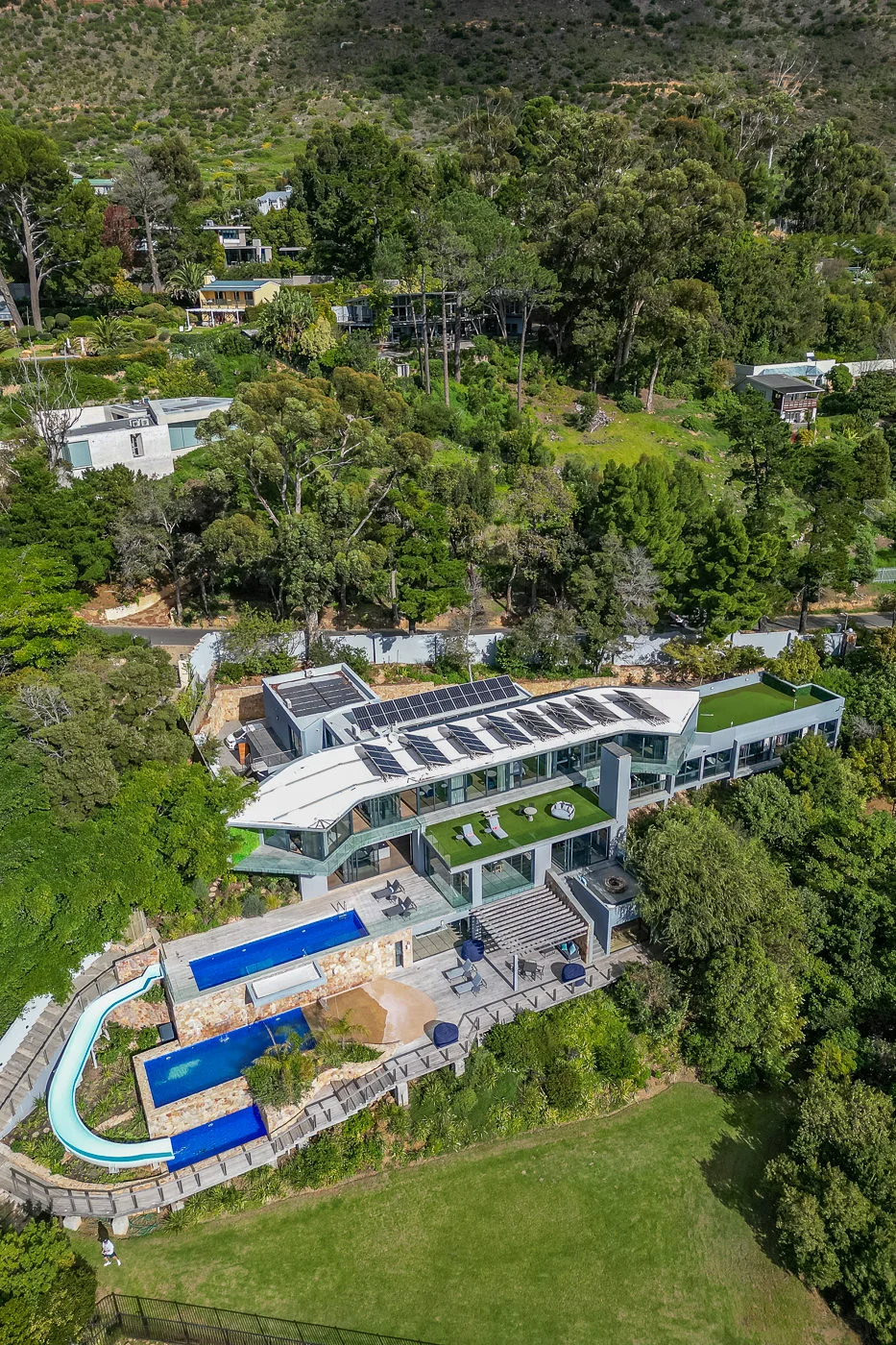 Villa gallery image