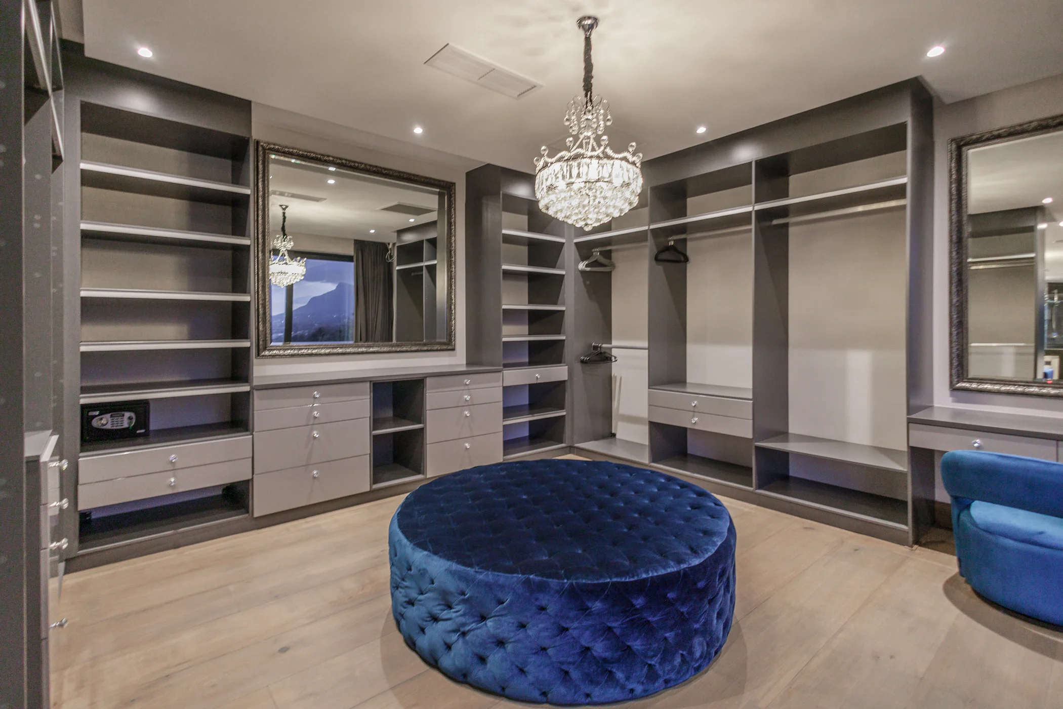 Villa gallery image